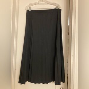 M&S Collection Skirt - Black Pleated Midi - Marks & Spencer London - US Size 12